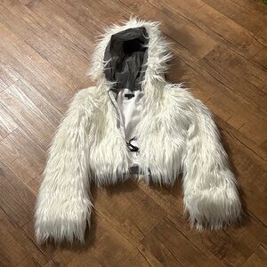 White light up faux fur Jacket Club Exx XS